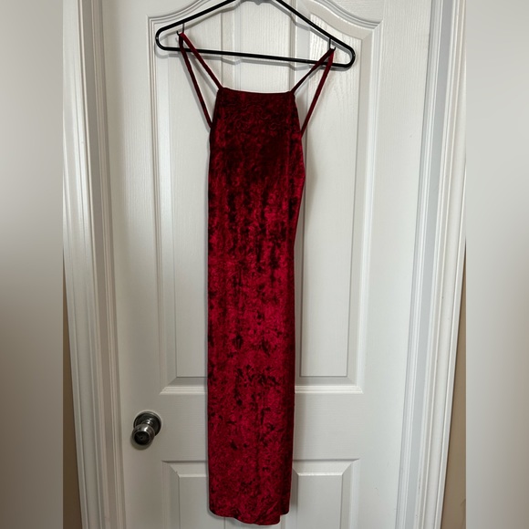 Suzy shier red “velvet” dress US LG - Picture 1 of 3